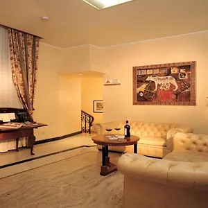 *** Hotel Aberdeen Itália